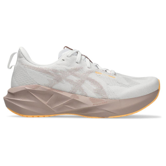 Asics Novablast 5